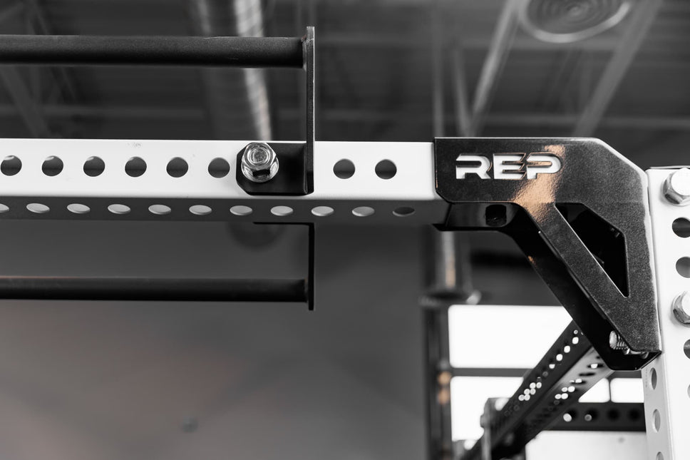 Crossmember Pull-Up Bar
