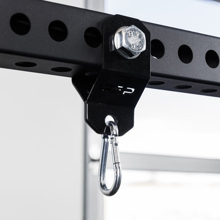 Shackle