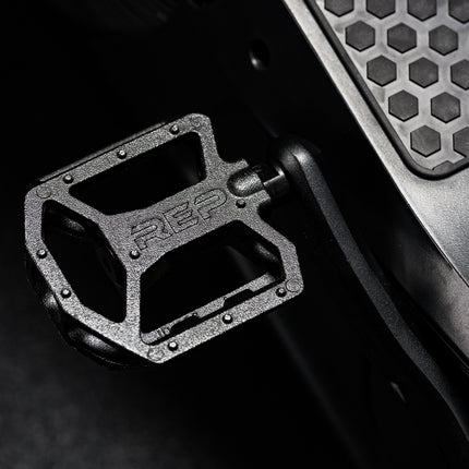 Strive™ エアバイク