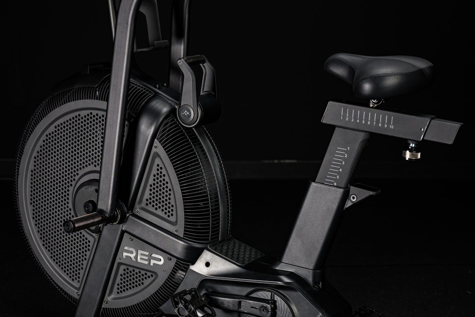 Strive™ エアバイク