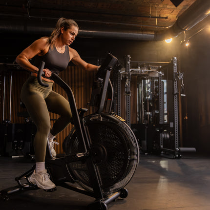 Strive™ エアバイク