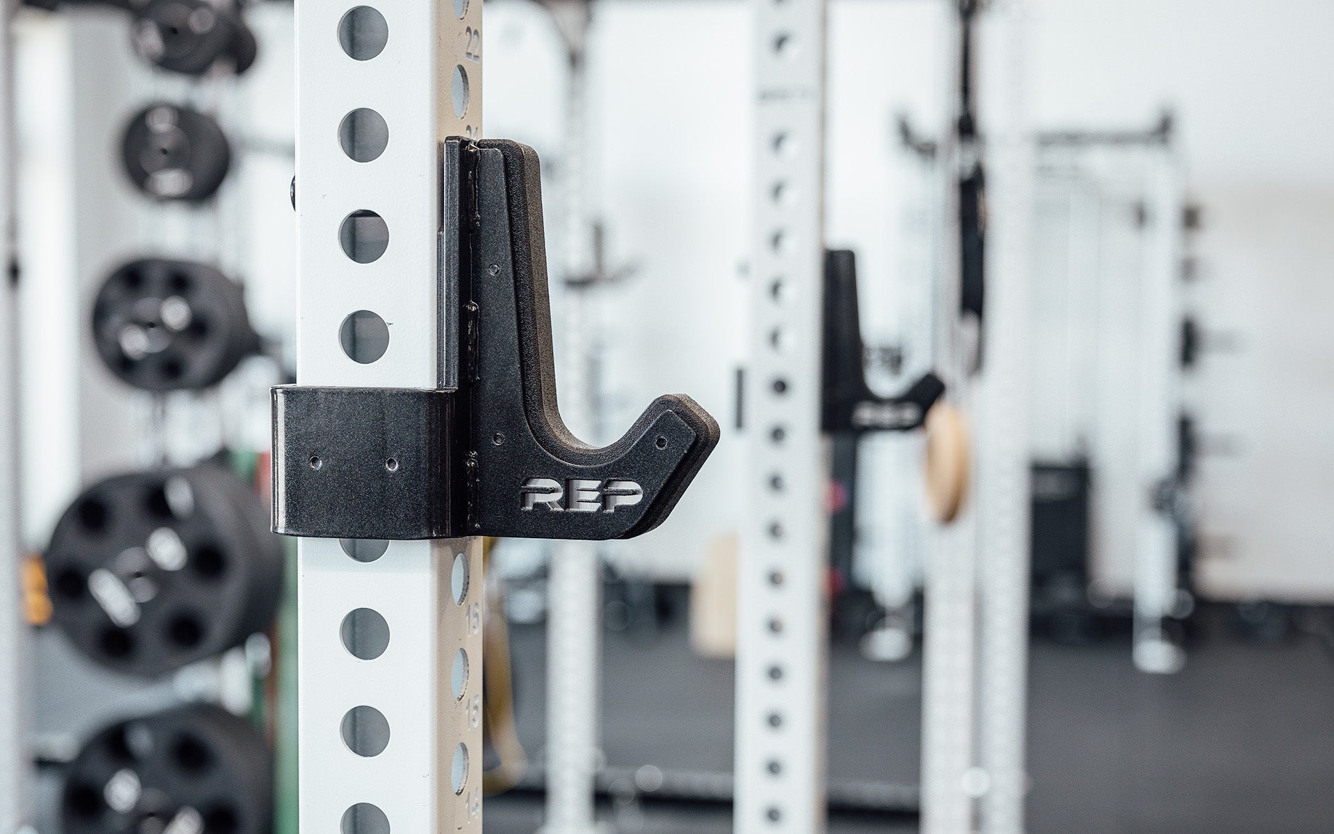 ラウンドサンドウィッチJカップ PR-5000 REP Fitness – ウチノジム - Main Image