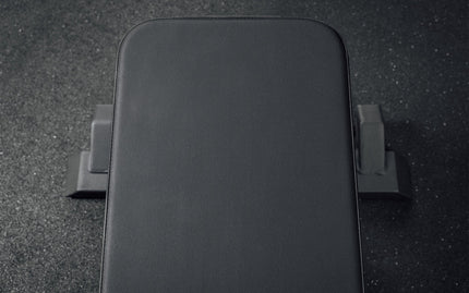 Nighthawk™ アジャスタブルベンチ